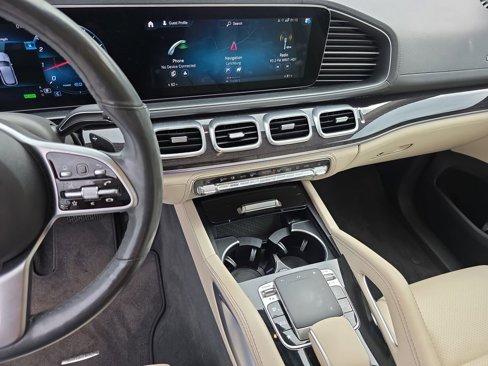 Certified 2020 Mercedes-Benz GLE 450 4MATIC image 31