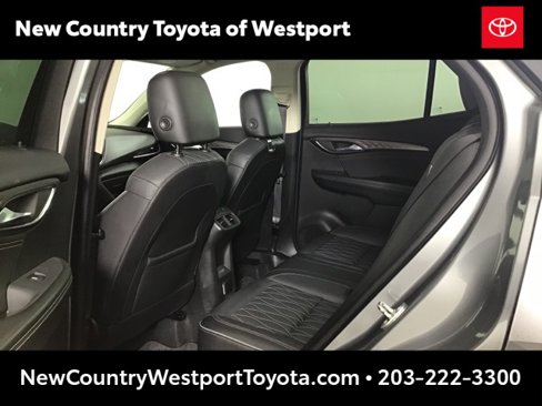 Used 2021 Buick Envision Avenir w/ Technology Package II image 22
