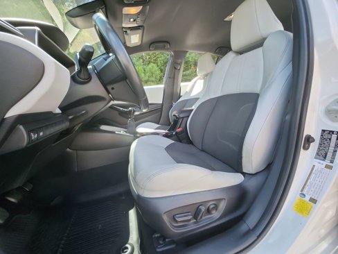 Used 2021 Toyota Corolla XSE image 23