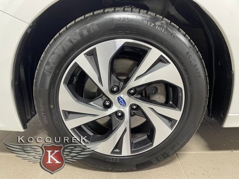 Used 2020 Subaru Legacy Premium image 7