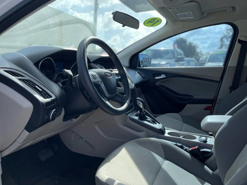 Used 2014 Ford Focus SE image 13