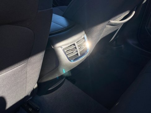 Used 2024 Chevrolet Malibu LT image 26