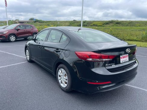 Used 2018 Hyundai Elantra SE image 4