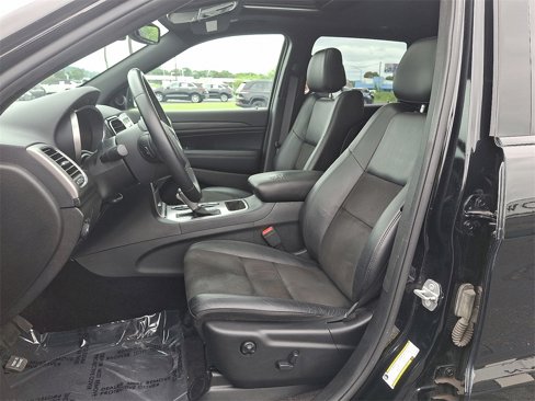 Used 2019 Jeep Grand Cherokee Altitude image 13