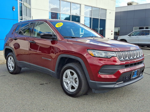 Used 2022 Jeep Compass Sport image 3