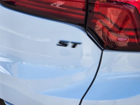 Used 2024 Buick Encore GX Sport Touring image 21