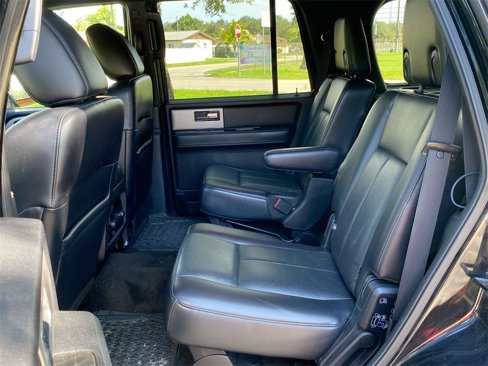 Used 2017 Ford Expedition Limited image 28
