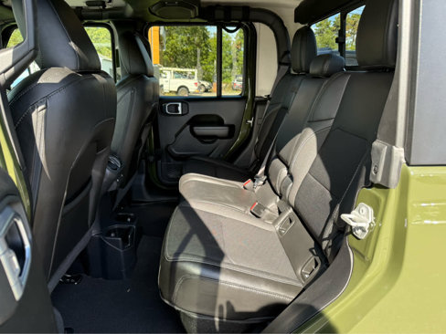 Used 2021 Jeep Gladiator Sport image 24