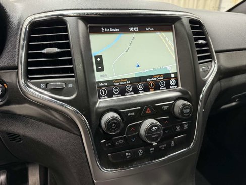 Used 2018 Jeep Grand Cherokee Altitude image 13