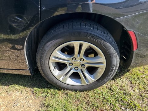 Used 2018 Dodge Charger SXT image 8