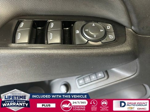Used 2023 Chevrolet Equinox Premier image 16