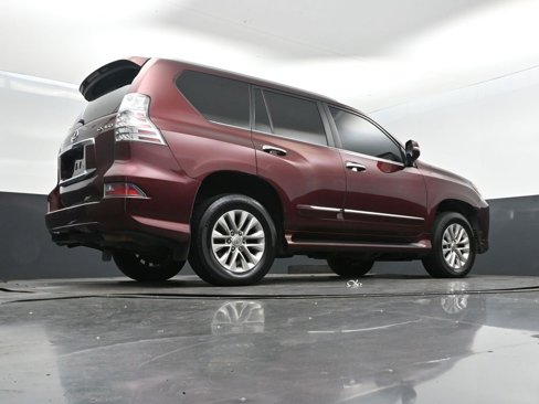 Used 2016 Lexus GX 460 image 45