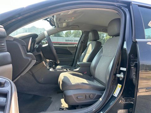 Used 2014 Chevrolet Malibu LT w/ Power Convenience Package image 10