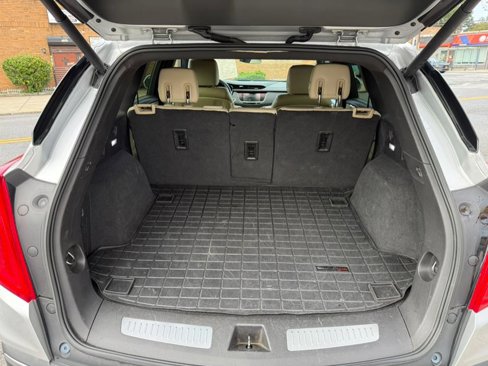 Used 2017 Cadillac XT5 FWD image 18