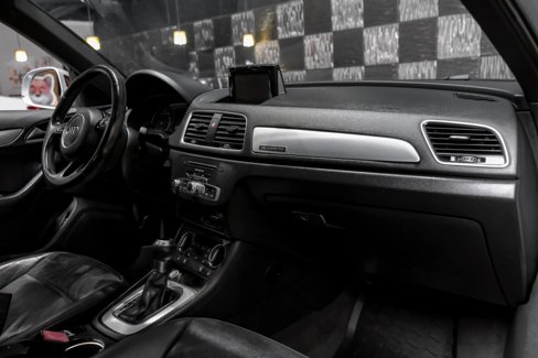 Used 2016 Audi Q3 2.0T Premium Plus w/ Technology Package image 11