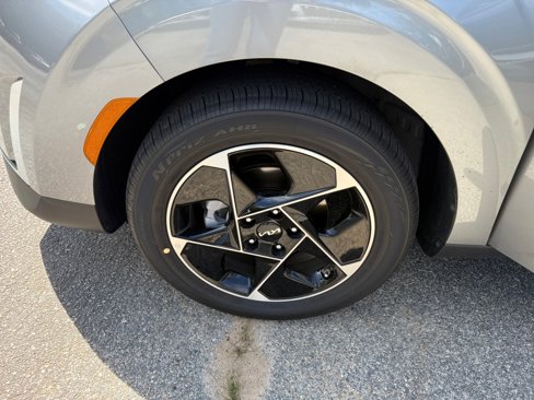 Used 2025 Kia Soul EX image 31