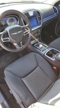 Used 2018 Chrysler 300 Touring w/ Sport Appearance Package image 5