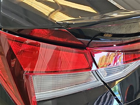 New 2025 Hyundai Elantra Sport image 32