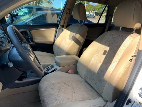 Used 2011 Toyota RAV4 2WD image 20