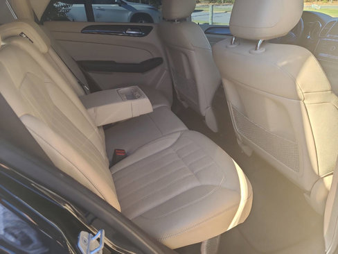 Used 2018 Mercedes-Benz GLE 350 4MATIC image 36