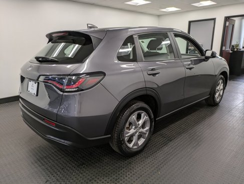 Certified 2023 Honda HR-V LX image 4