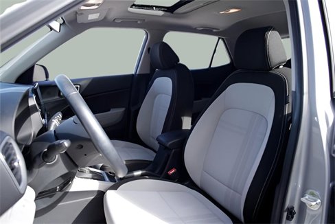 Used 2022 Hyundai Venue SEL image 23
