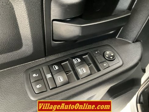Used 2017 RAM 1500 Express image 13