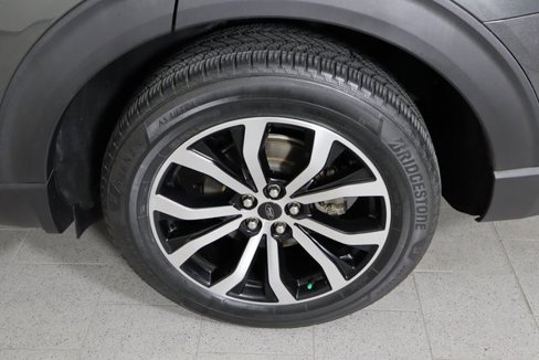 Used 2020 Ford Explorer ST w/ Premium Technology Package image 10