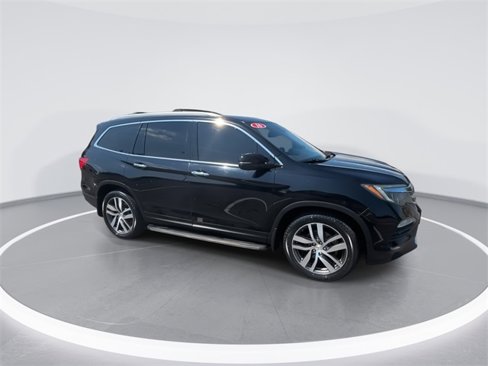 Used 2016 Honda Pilot Touring image 8