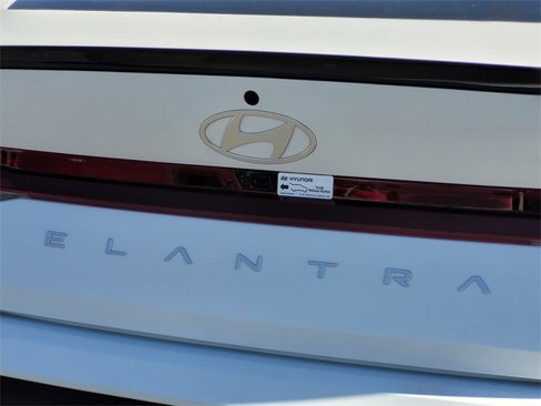 New 2025 Hyundai Elantra Sport image 7