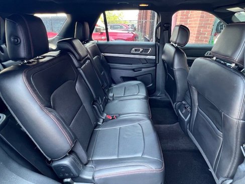 Used 2017 Ford Explorer Sport image 17