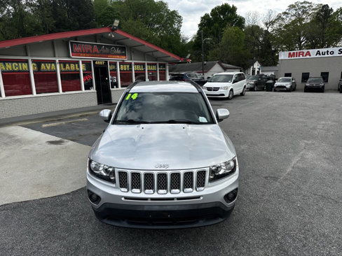 Used 2014 Jeep Compass Latitude image 10