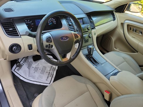 Used 2014 Ford Taurus SEL image 13