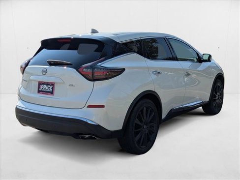 Used 2023 Nissan Murano SL w/ SL Moonroof Package image 5