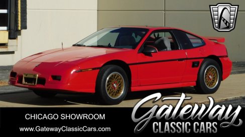 Used 1988 Pontiac Fiero GT image 1