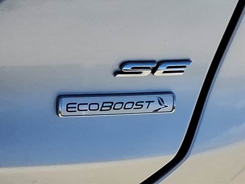 Used 2014 Ford Fusion SE image 12