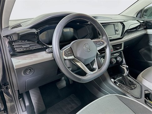 Used 2024 Volkswagen Taos S image 9