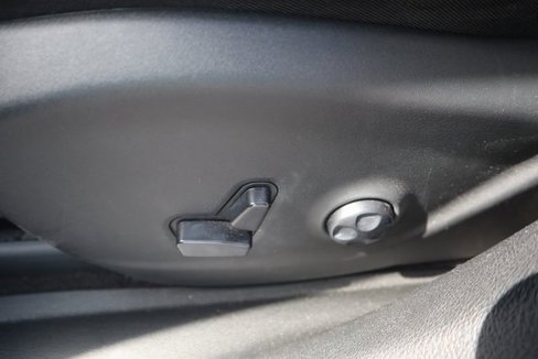 Used 2019 Jeep Cherokee Latitude Plus image 7