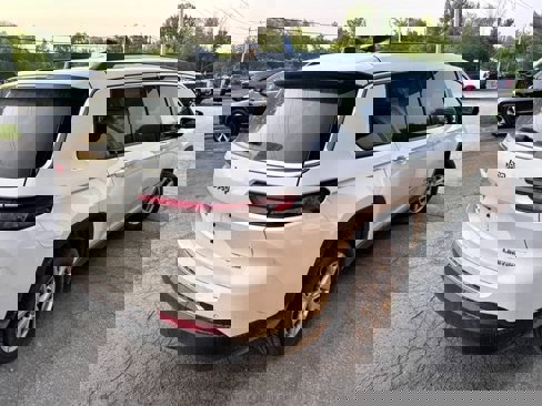 Used 2021 Jeep Grand Cherokee L Limited image 5