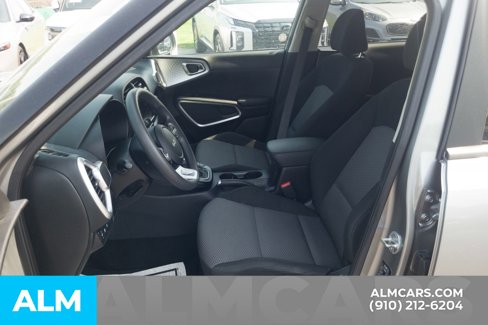 Used 2023 Kia Soul LX w/ Option Group 015 image 16