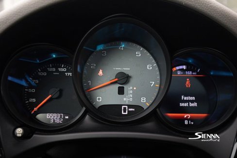 Used 2017 Porsche Macan S image 25
