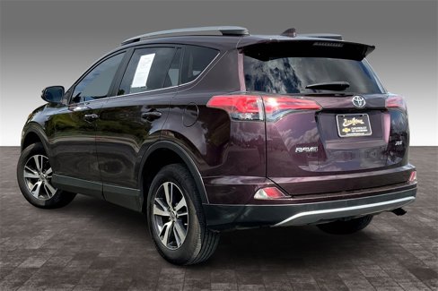 Used 2018 Toyota RAV4 XLE image 13