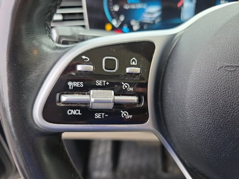 Used 2021 Mercedes-Benz GLE 450 4MATIC image 26