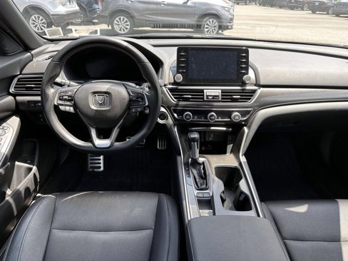 Used 2019 Honda Accord Sport image 11