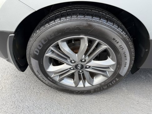 Used 2015 Hyundai Tucson GLS image 9