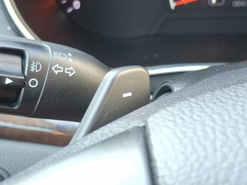 Used 2015 Kia Cadenza Premium w/ Technology Package image 28