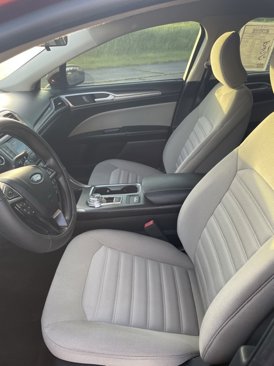 Used 2017 Ford Fusion S image 16