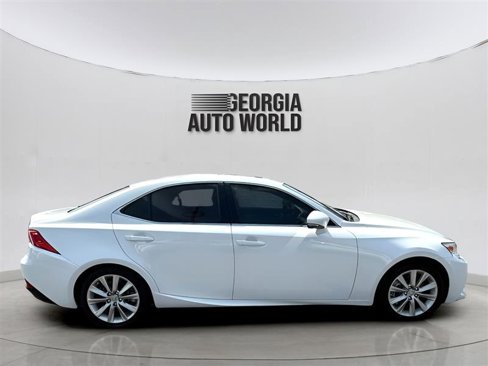 Used 2016 Lexus IS 200t image 6