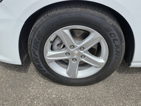 Used 2023 Chevrolet Malibu LT image 4