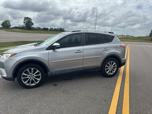 Used 2016 Toyota RAV4 Limited image 12